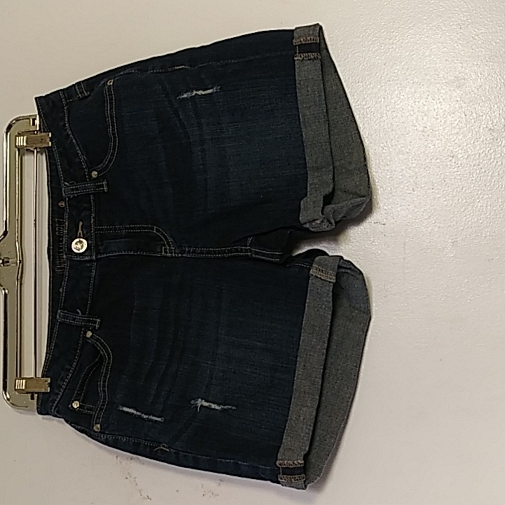 . Jennifer Lopez distressed jeans shorts size 6